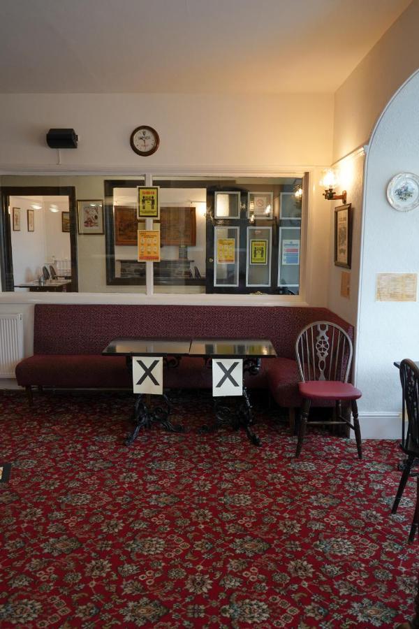Fox & Hounds Hotel Lydford Extérieur photo